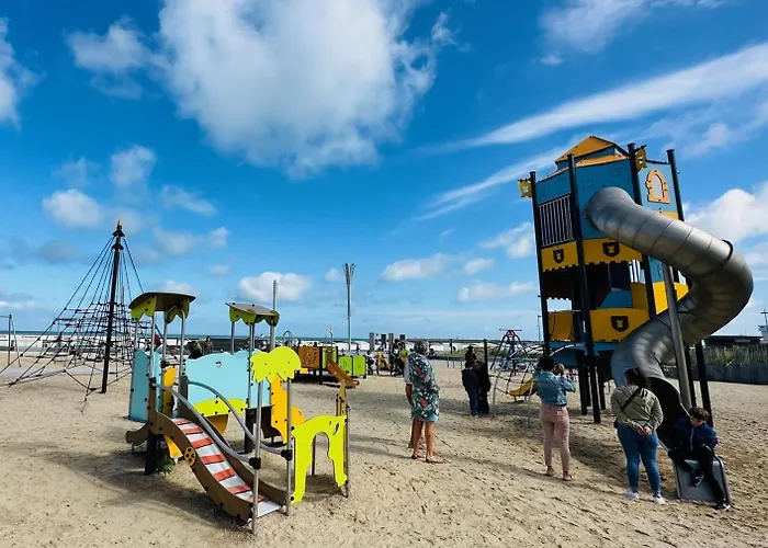 Margrit, Escapade En Bord De Et Détente Dans La Piscine Chauffée *